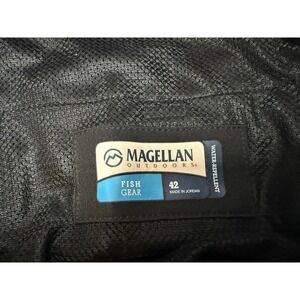 Magellan Outdoors Outdoor Shorts Black 42/8 Excellent Condition
